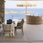 Paoli - Private Pool, Sea View & Jacuzzi Villa *