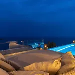 Paoli - Private Pool, Sea View & Jacuzzi Villa