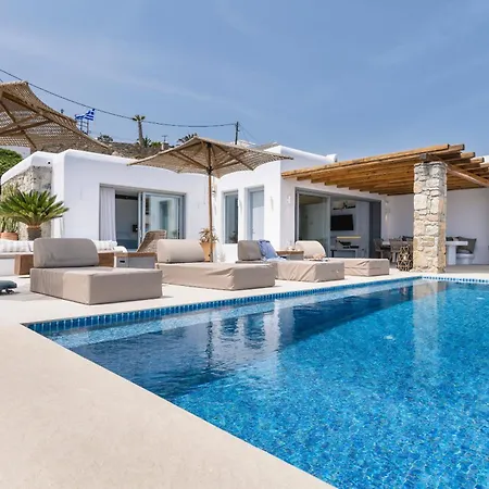 Paoli - Private Pool, Sea View & Jacuzzi Mykonos Town