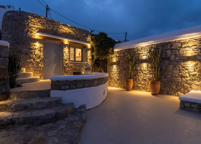 Paoli - Private Pool, Sea View & Jacuzzi Villa Mykonos Town
