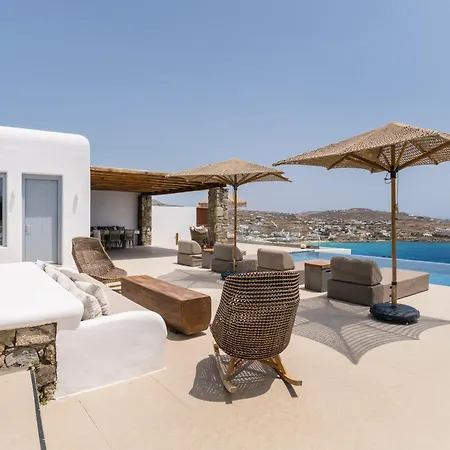 Paoli - Private Pool, Sea View & Jacuzzi Villa Mykonos Town